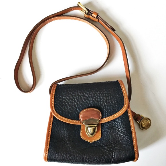 dooney & bourke black crossbody